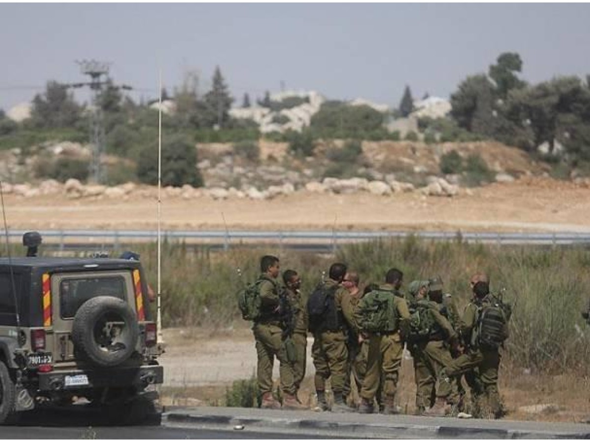سلطات الاحتلال الإسرائيلي تستولي على 35 دونما من أراضي الفلسطينيين غرب رام الله بالضفة الغربية