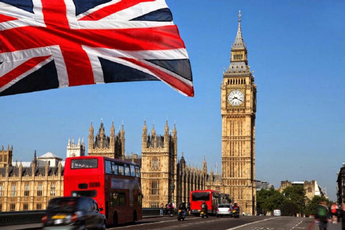 تباطؤ نمو الأجور في بريطانيا