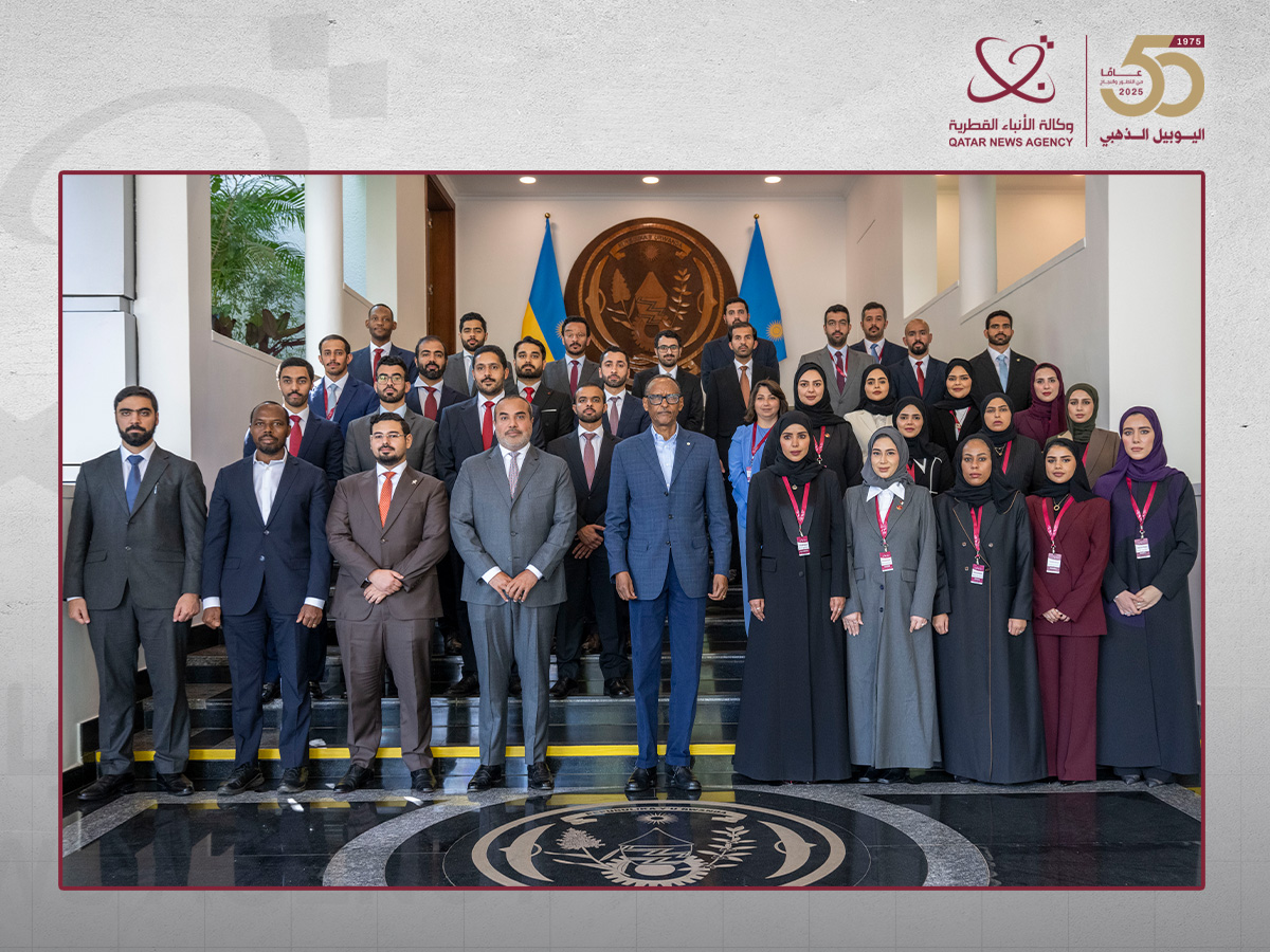 الرئيس الرواندي يستقبل منتسبي برنامج القيادات الحكومية التابع لمركز قطر للقيادات