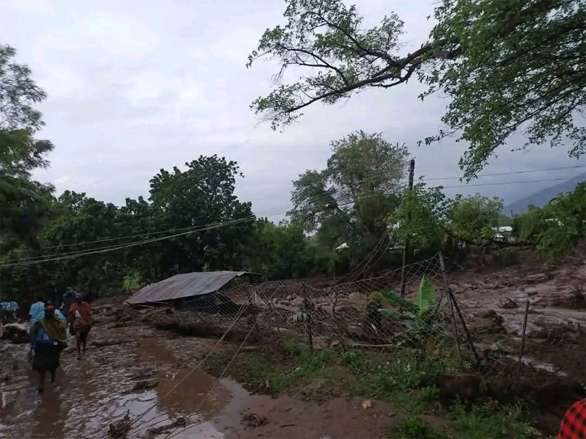 Deadly Landslide Claims 13 Lives in Western Kenya