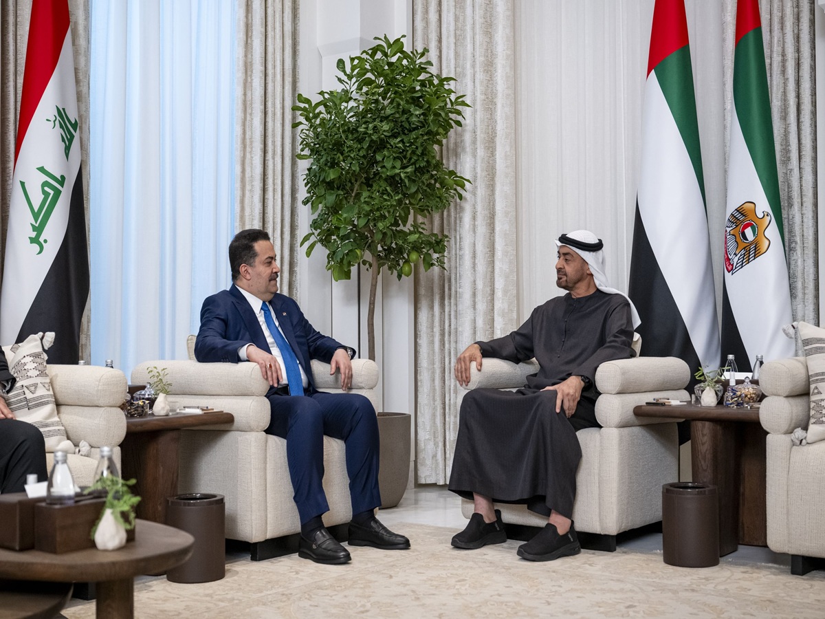 رئيس الإمارات ورئيس وزراء العراق يبحثان العلاقات الثنائية والتطورات الإقليمية