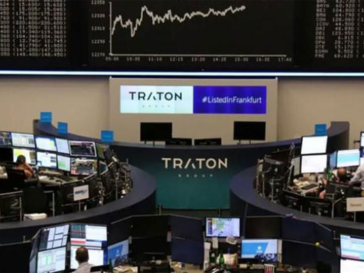 الأسهم الأوروبية تستقر وسط ترقب للاجتماع الأوروبي-الأمريكي حول أوكرانيا
