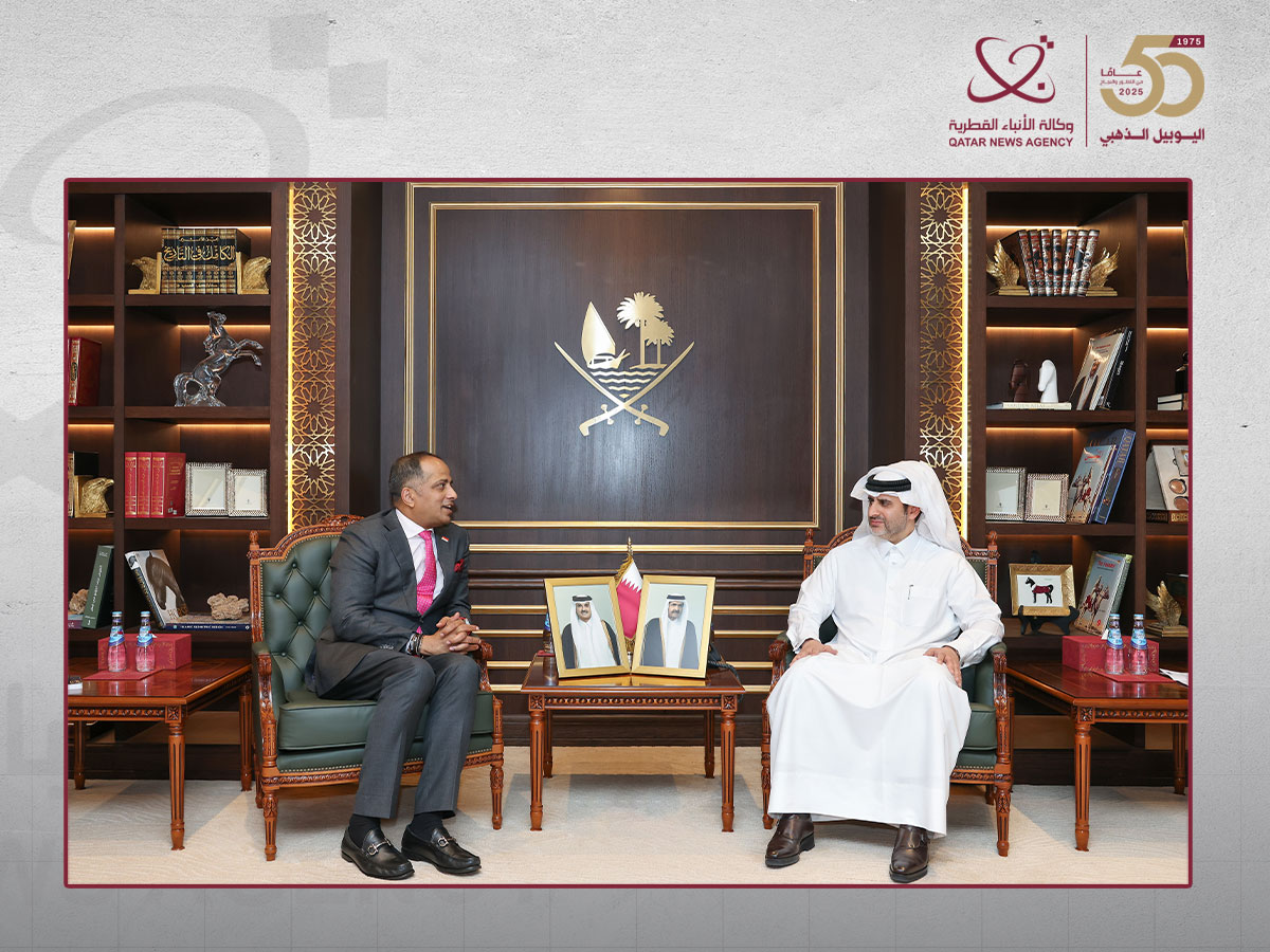 محافظ مصرف قطر المركزي يجتمع مع الرئيس التنفيذي لمجموعة الشبكة المالية والتكنولوجية العالمية