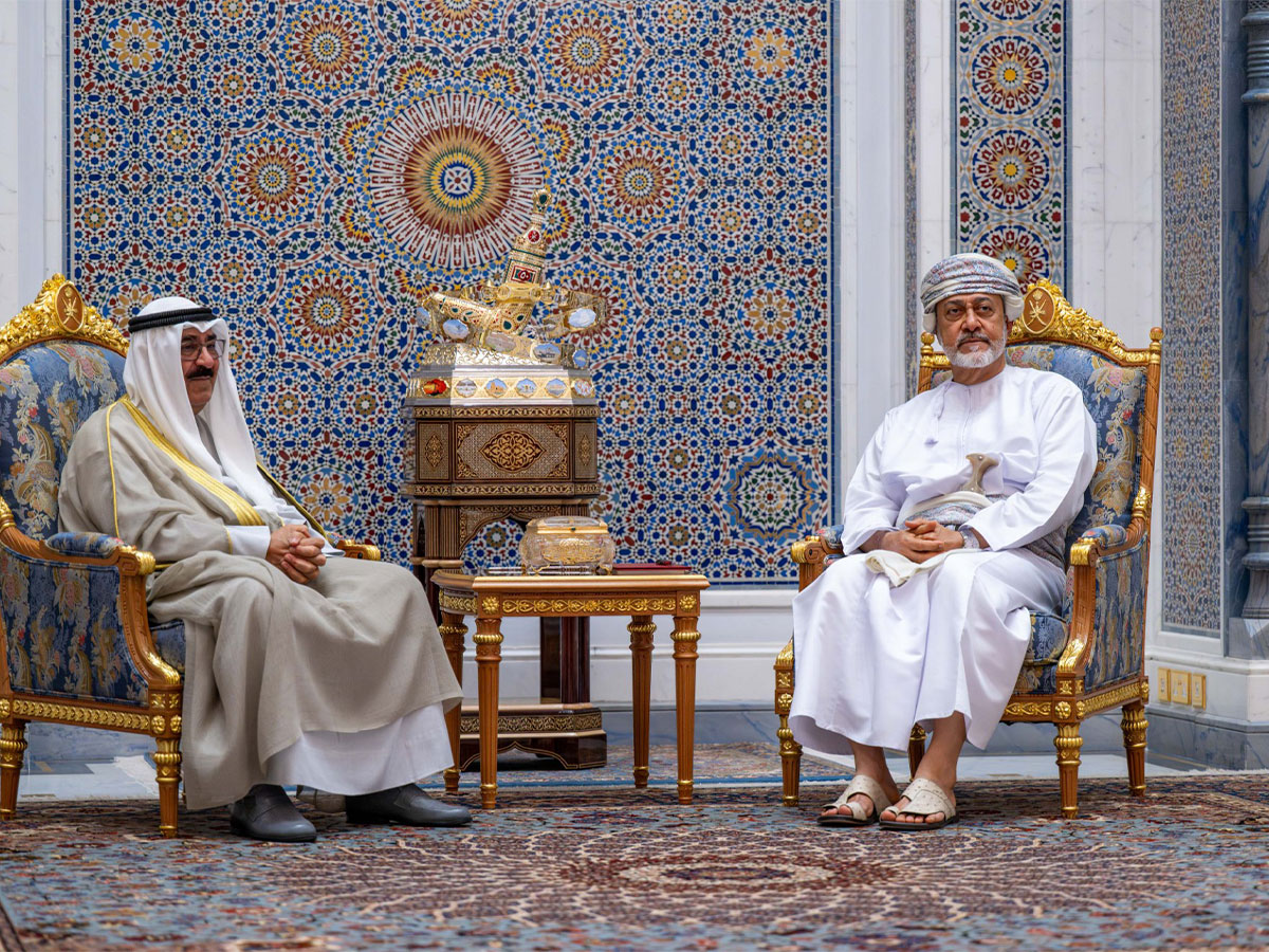 أمير الكويت وسلطان عمان يبحثان العلاقات الراسخة بين البلدين والتعاون الثنائي المشترك
