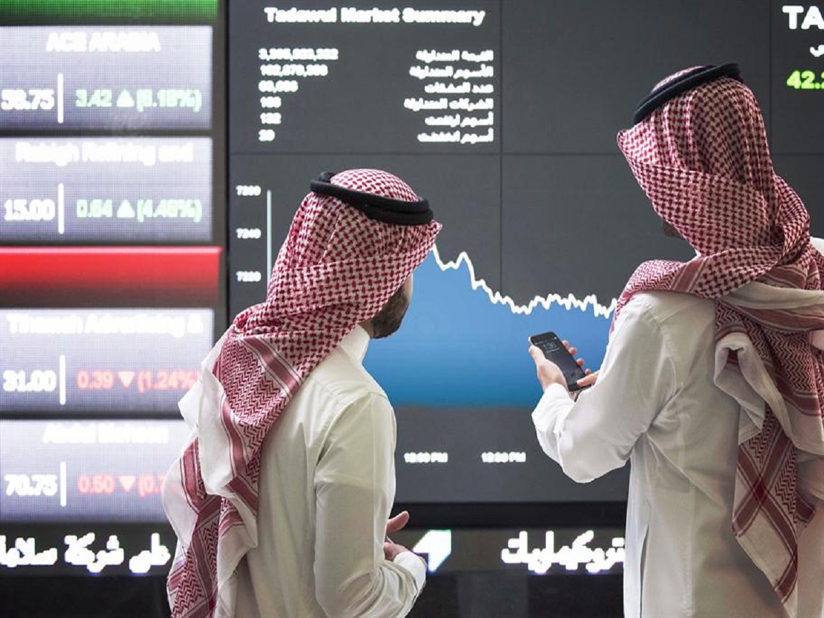 مؤشر الأسهم السعودية يغلق منخفضا