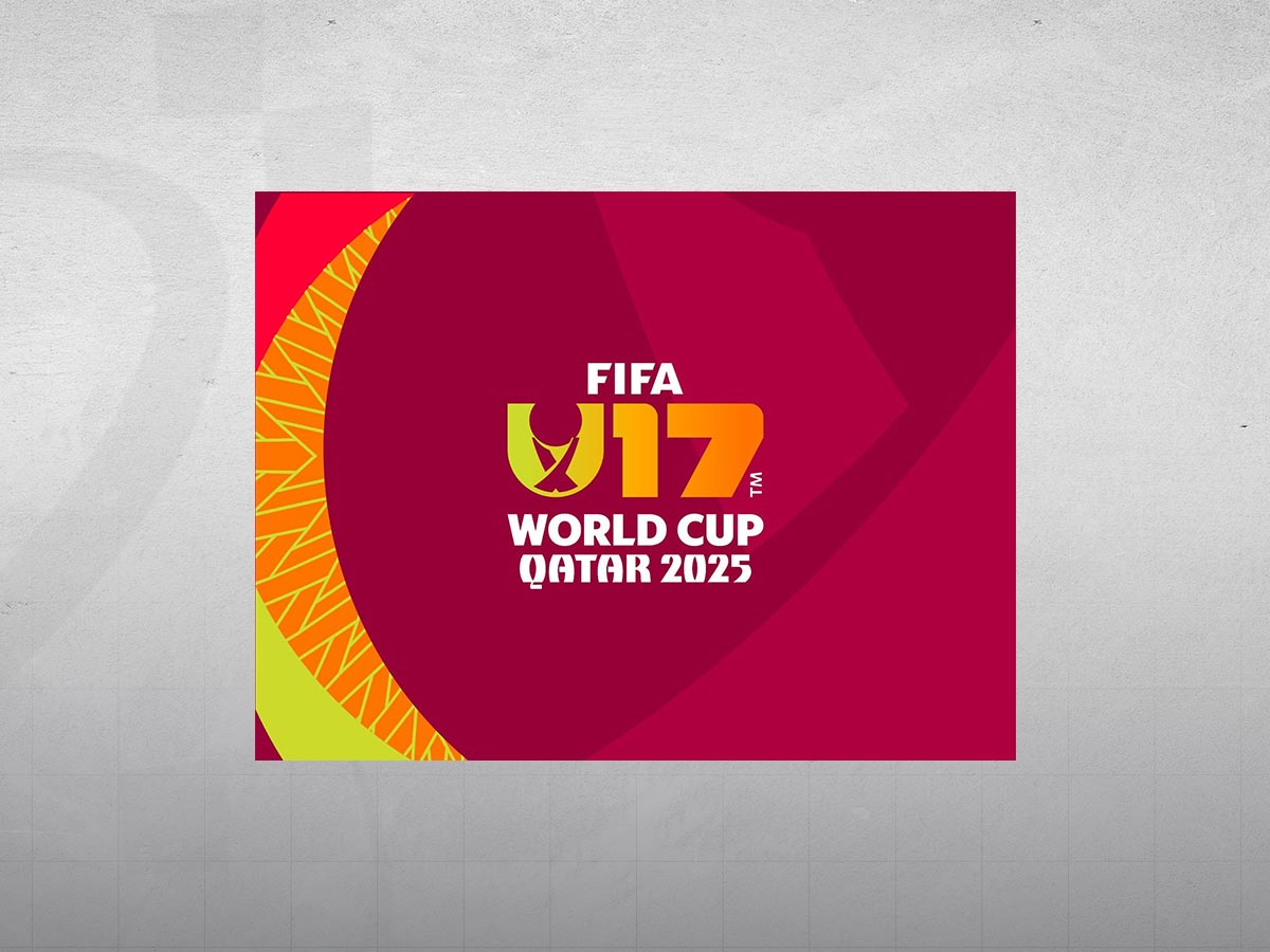 المشجعون يشاهدون عن قرب كأس العالم لكرة القدم تحت 17 سنة بجزيرة جيوان بعد غد