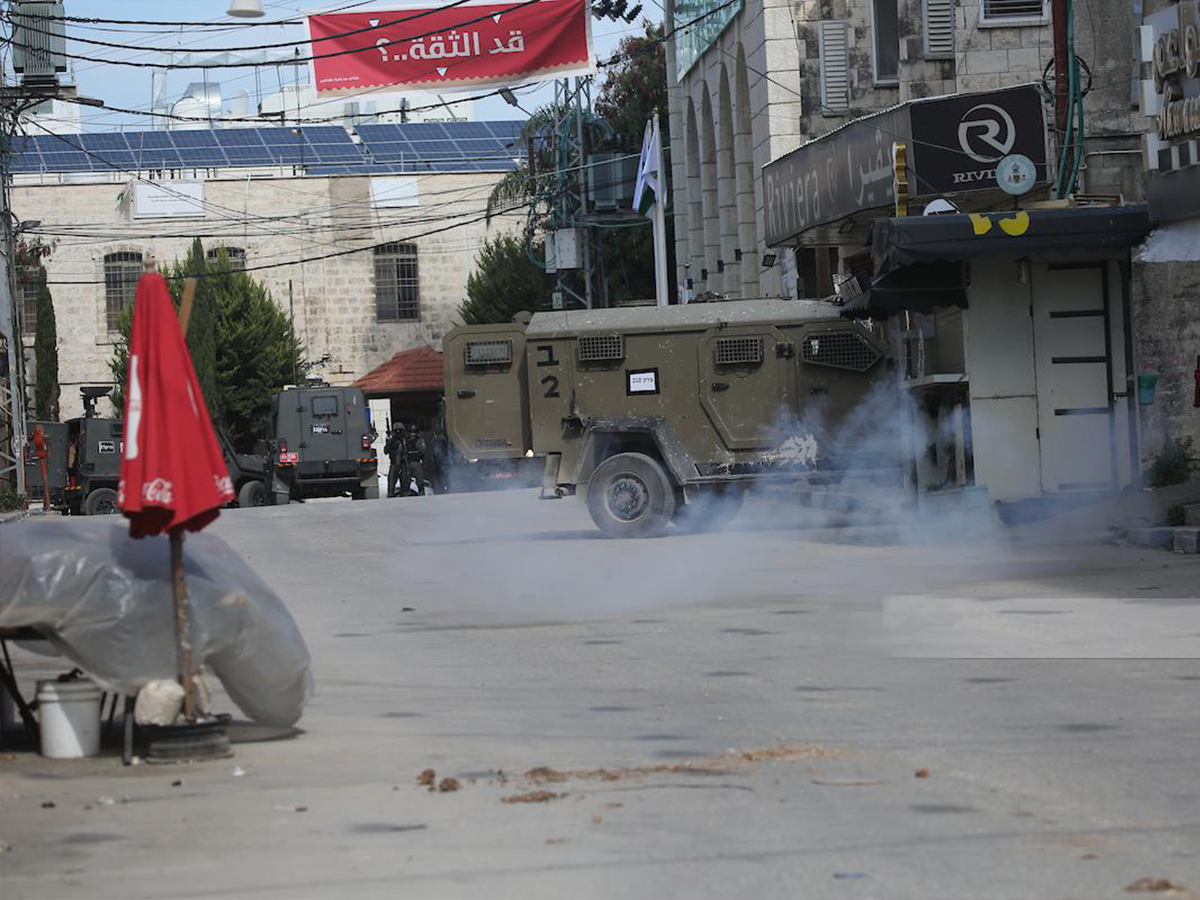 إصابة فلسطينيين إثنين برصاص الاحتلال الإسرائيلي في الضفة الغربية