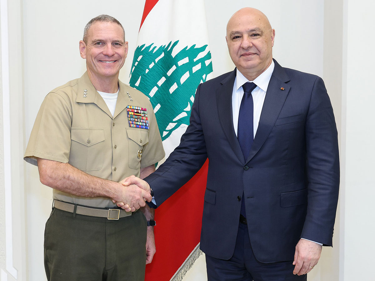 الرئيس اللبناني يطالب بالضغط على الكيان الإسرائيلي للانسحاب من الأراضي التي يحتلها