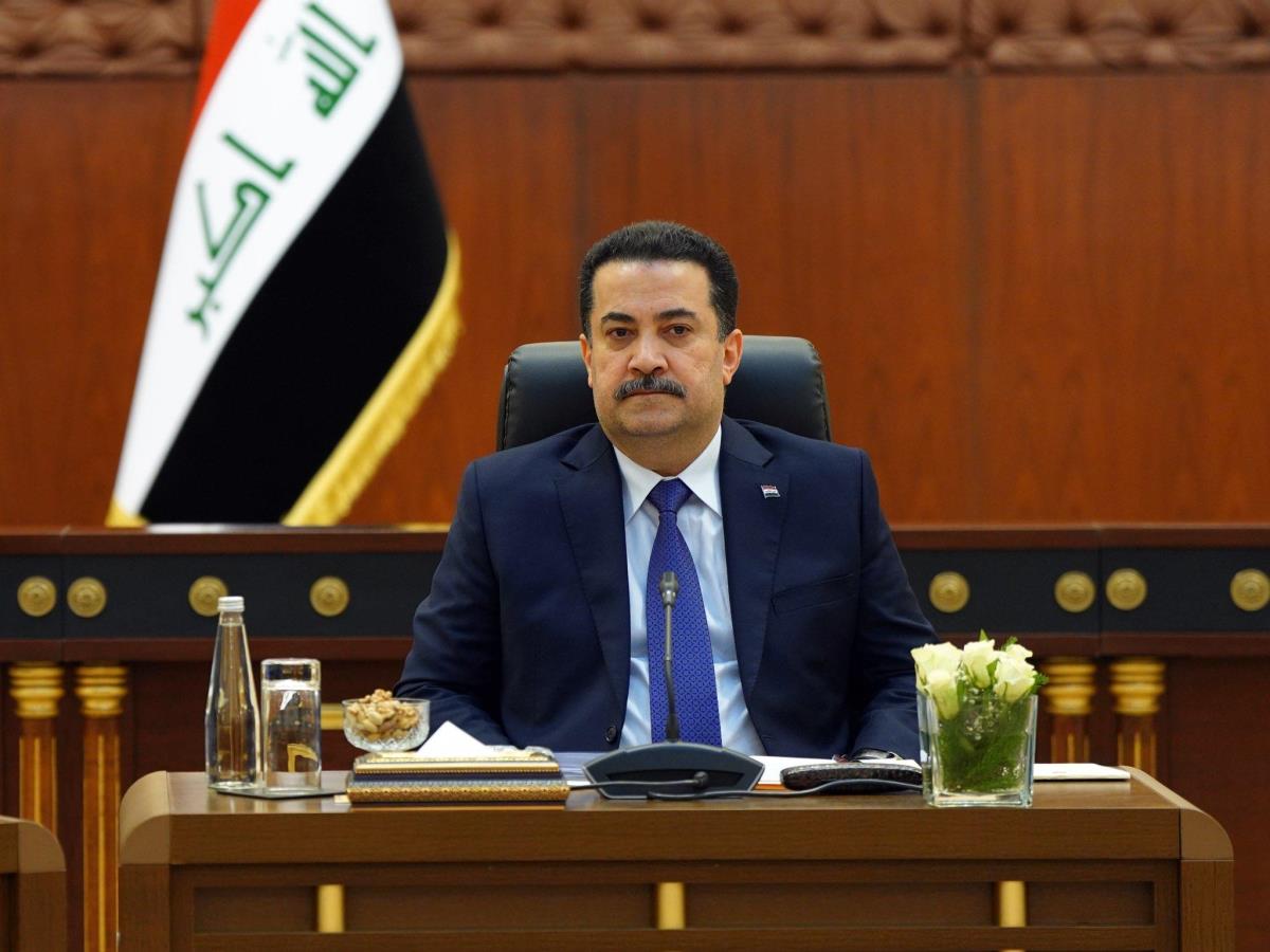 رئيس الوزراء العراقي يبحث مع الرئيس الفرنسي العلاقات الثنائية والقضايا المشتركة