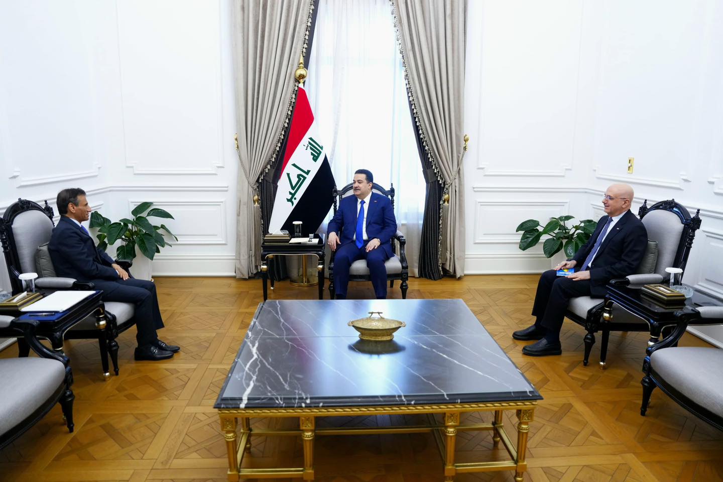رئيس الوزراء العراقي يبحث مع مسؤول أممي التطورات في المنطقة
