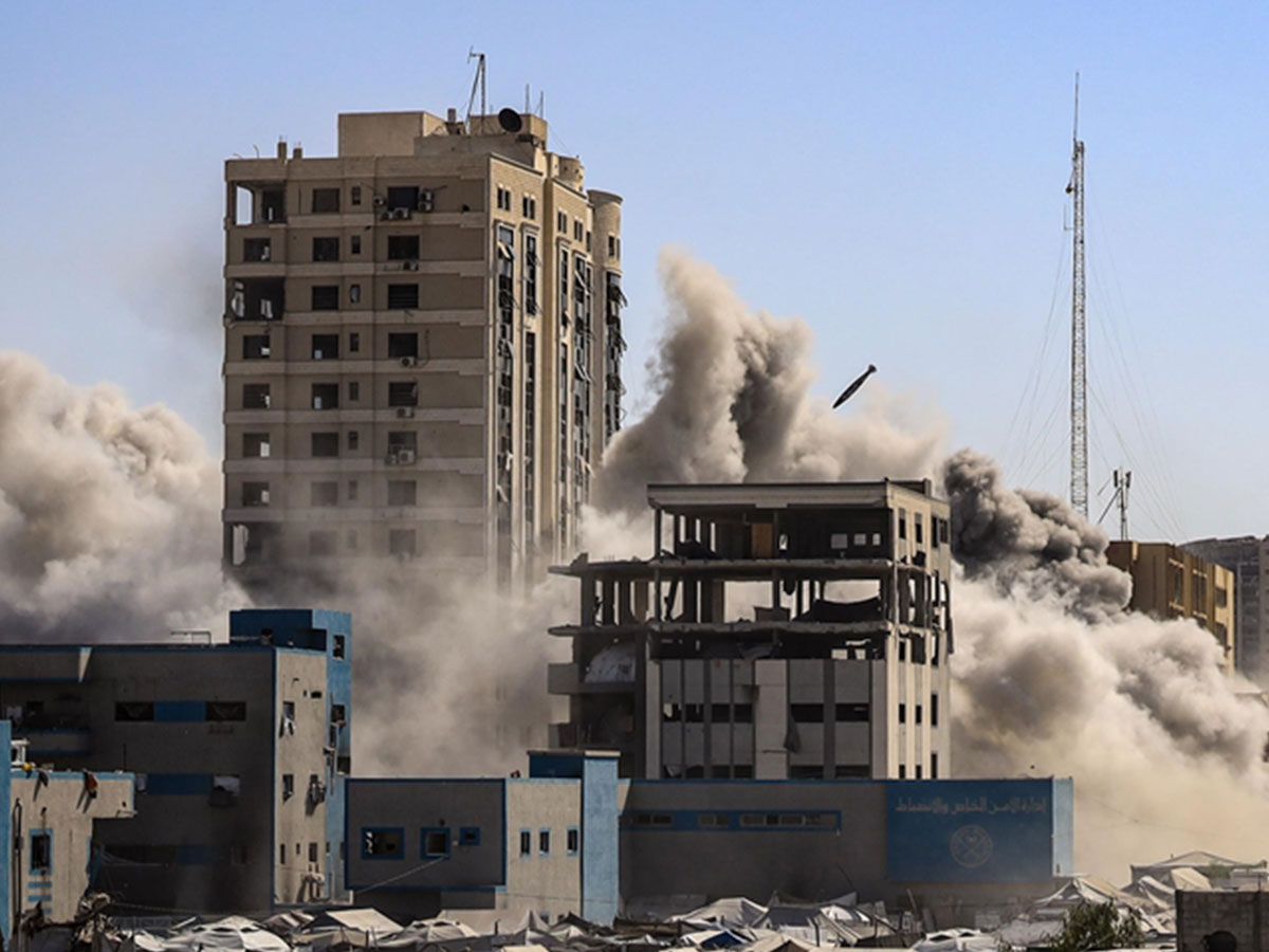استشهاد 34 فلسطينيا في قطاع غزة منذ فجر اليوم