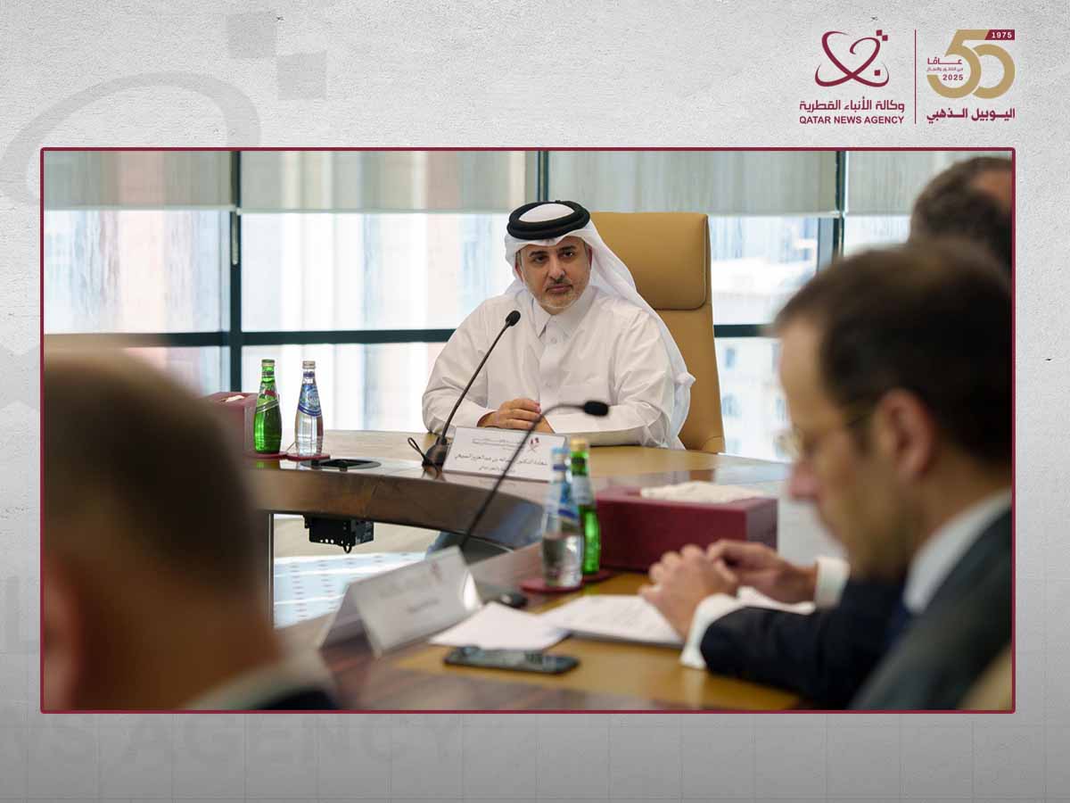وزير البيئة والتغير المناخي يجتمع مع وفد منظمة أرباب العمل الفرنسية