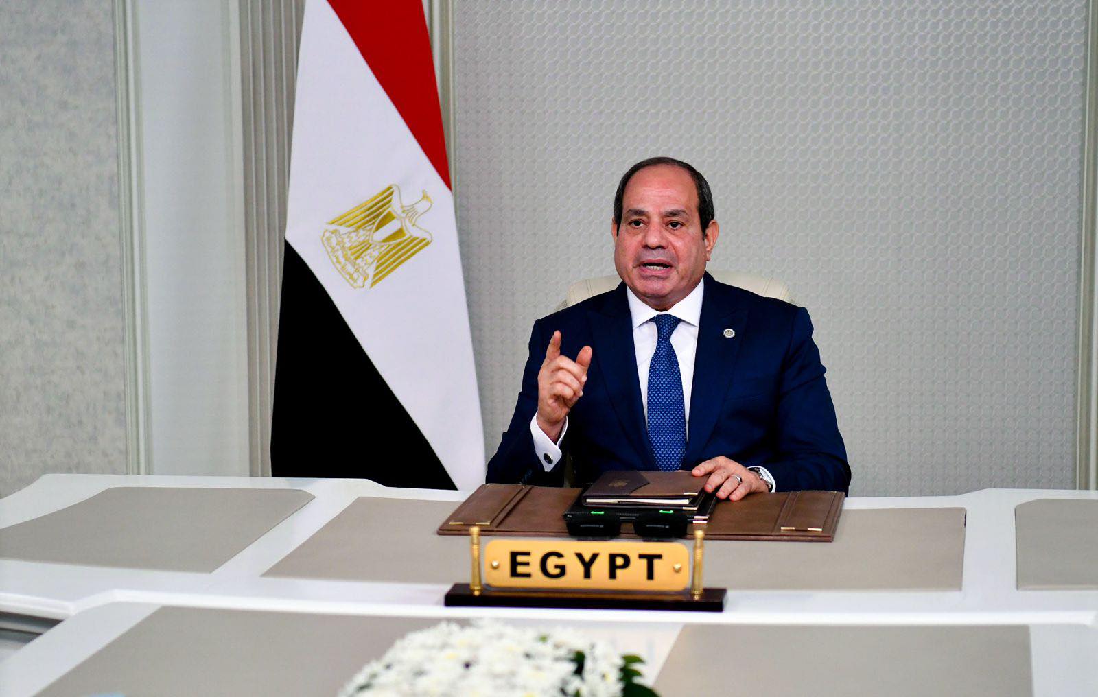 الرئيس المصري يجدد التأكيد على موقف بلاده الرافض لأي سيناريو يستهدف تهجير الفلسطينيين