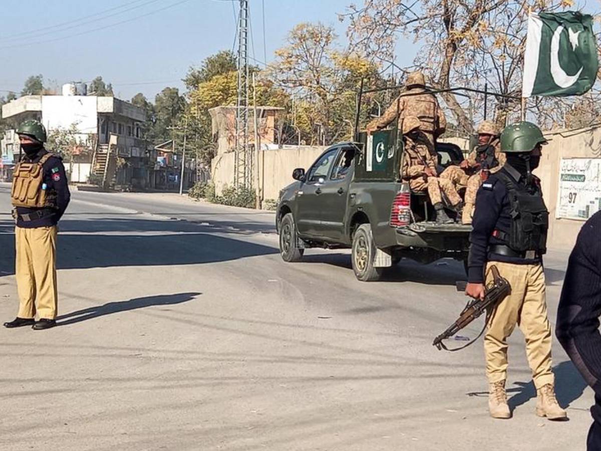 الجيش الباكستاني يعلن القضاء على 31 مسلحا في عمليتين أمنيتين شمال غربي البلاد