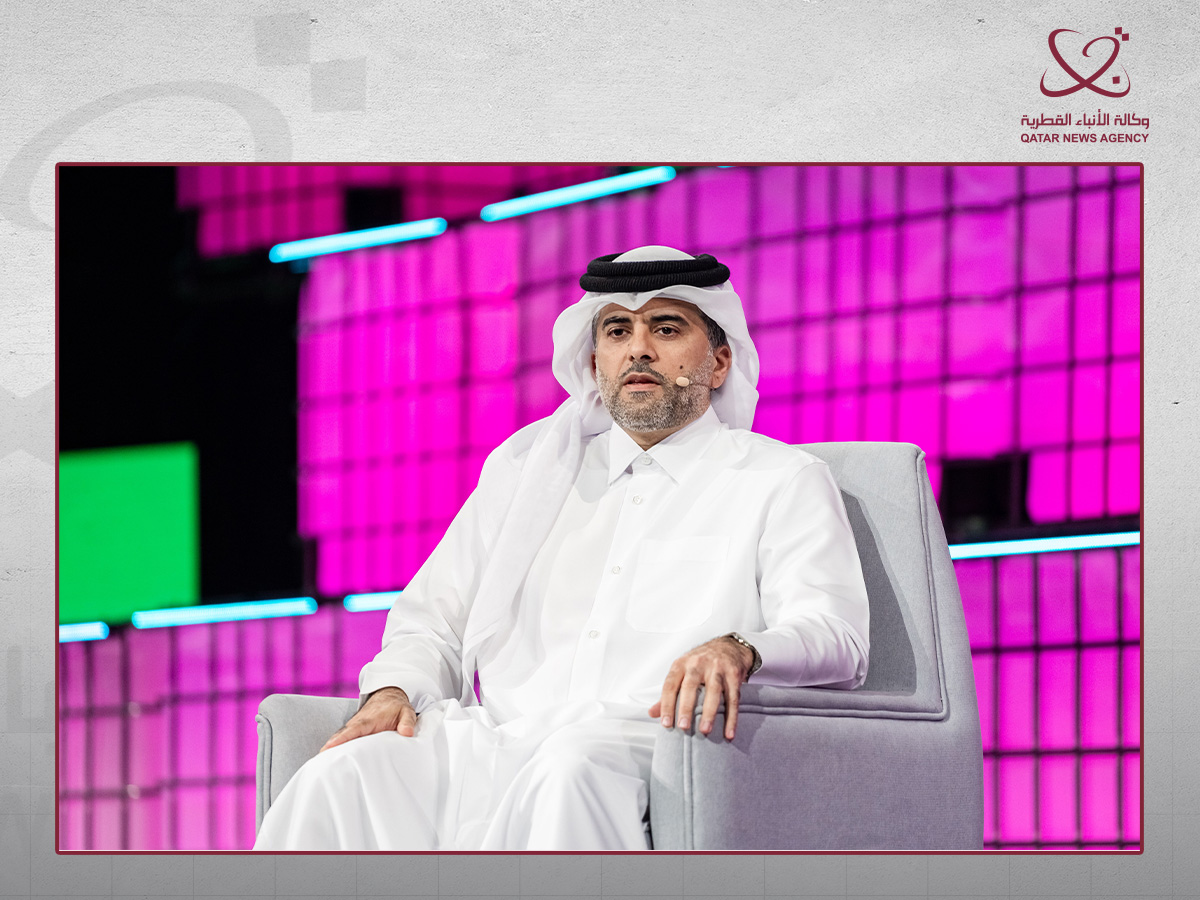 Qatar Airways CEO: 30 Aircraft Now Have Starlink's Wi-Fi Connectivity