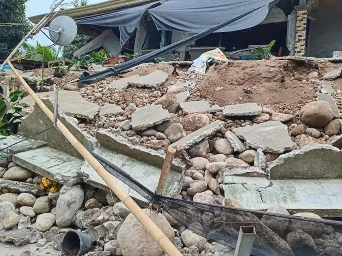 At Least Seven Killed in Two Earthquakes Off Coast of Philippines
