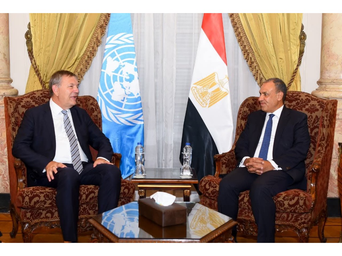 وزير الخارجية المصري يبحث مع المبعوث الأمريكي ومفوض الأونروا وقف إطلاق النار في غزة