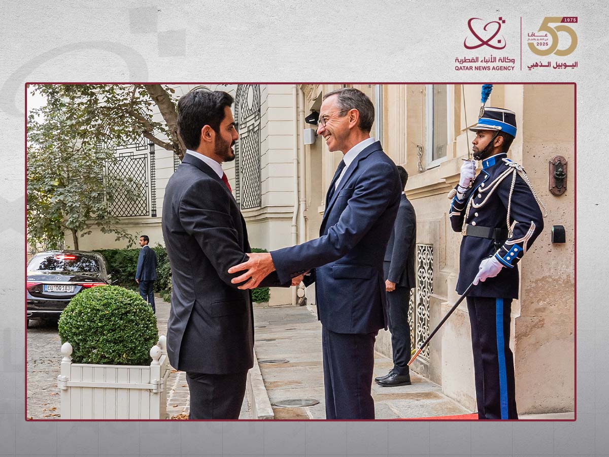 وزير الداخلية يجتمع مع نظيره الفرنسي
