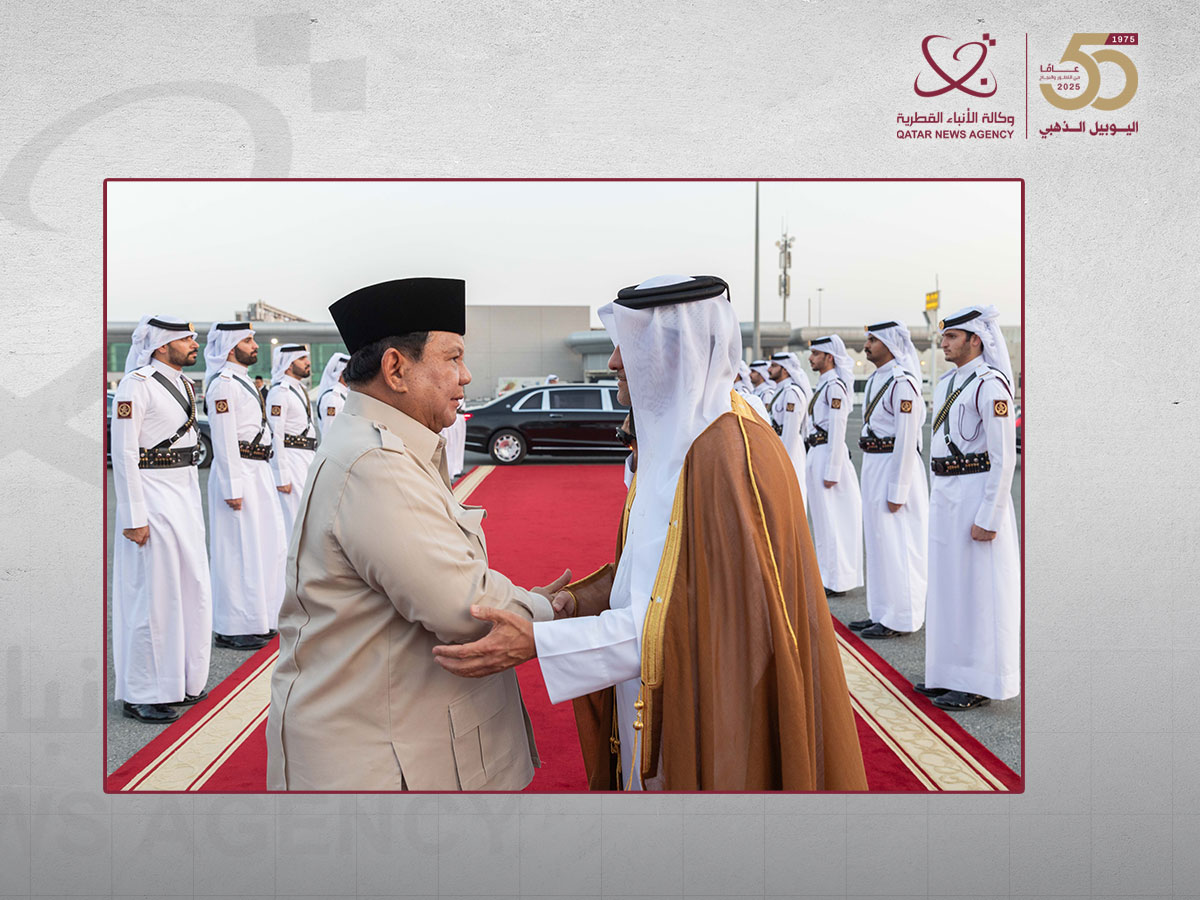 الرئيس الإندونيسي يغادر الدوحة