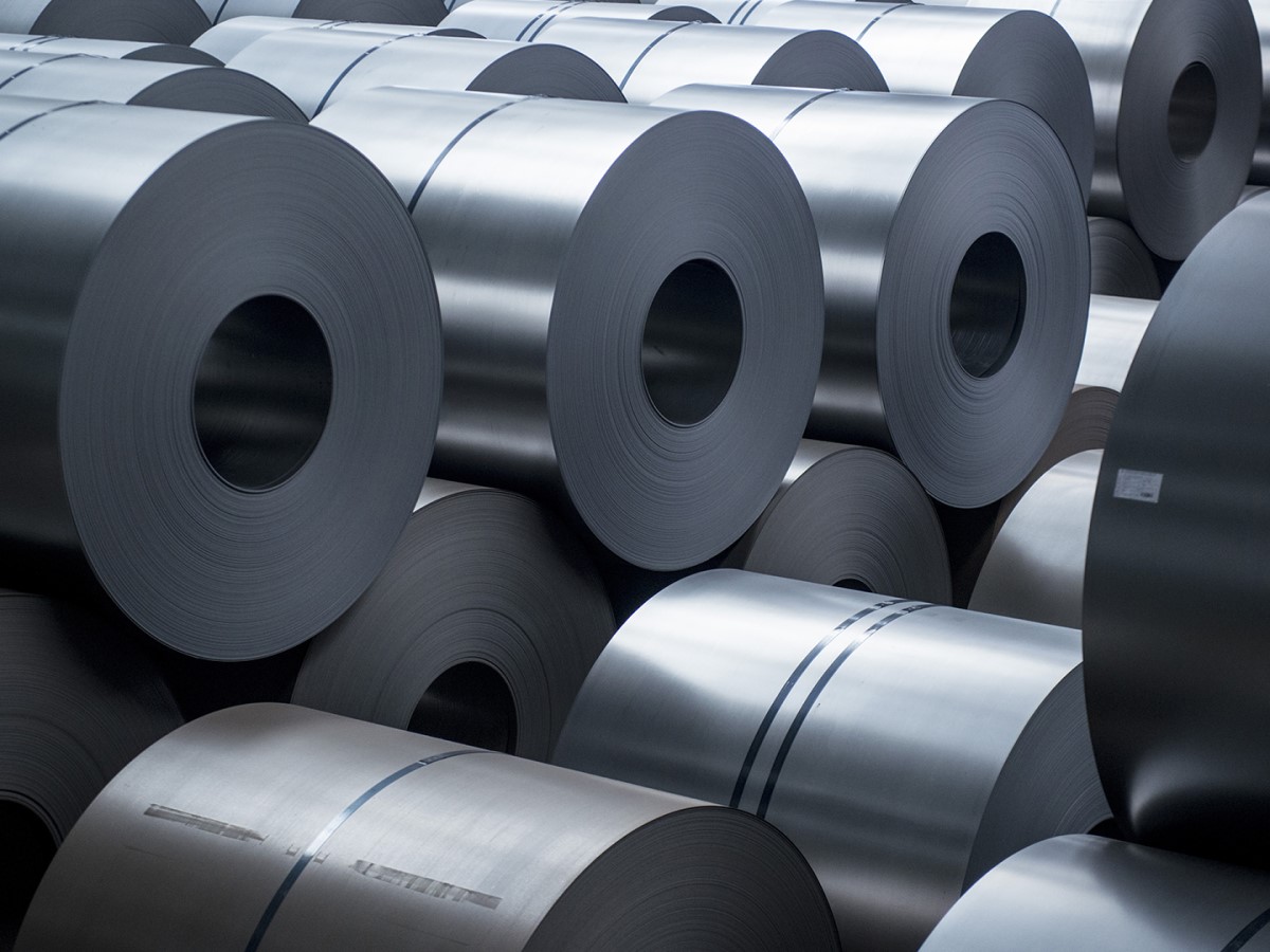 Economist to QNA: US Tariffs on Steel Industry Violate Global Trade Rules