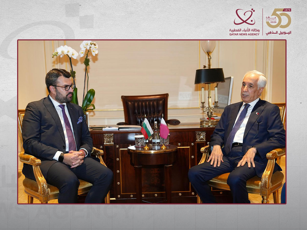 وزير الدولة للشؤون الخارجية يجتمع مع وزير خارجية جمهورية بلغاريا