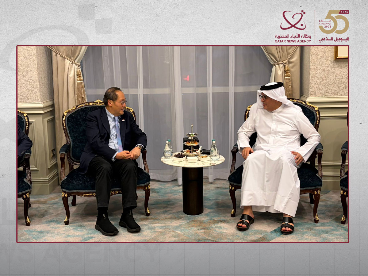 Minister of Communications Meets Singapore Minister of Manpower