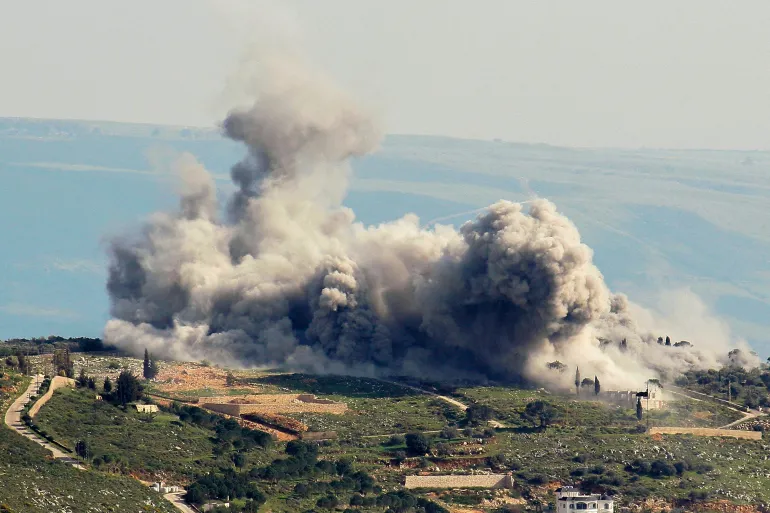 إصابة أربعة أشخاص في غارة إسرائيلية على جنوب لبنان