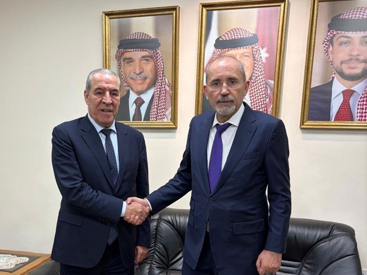 نائب رئيس دولة فلسطين ووزير الخارجية الأردني  يبحثان الأوضاع الإنسانية في غزة